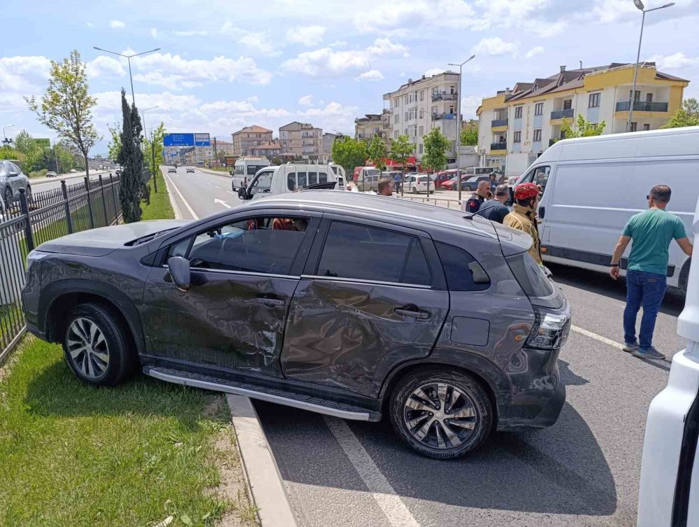 Tırla Cip Çarpıştı: 1 Yaralı