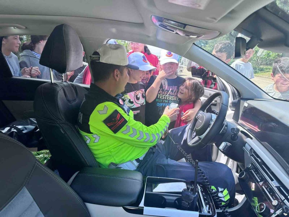 Trafik Haftası Kapsamında Çocuklara Eğitim Verildi