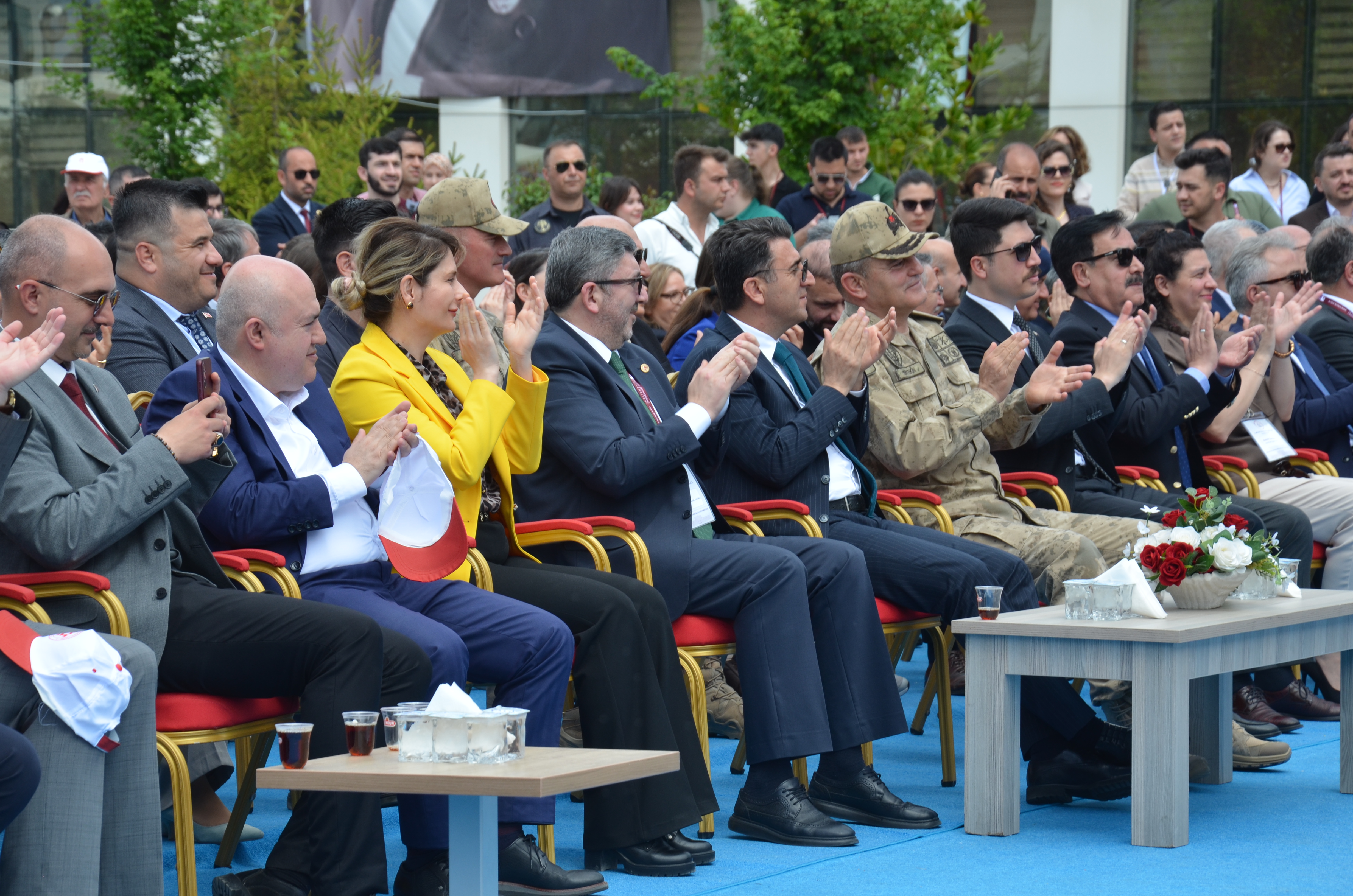 bilecik-seyh-edebali-universitesinde-3-bilim-senligi-coskuyla-basladi-9.jpg