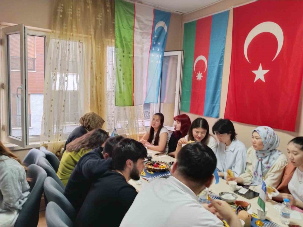 Türk Dünyası Öğrencileri Hıdırellez Coşkusu Yaşadılar