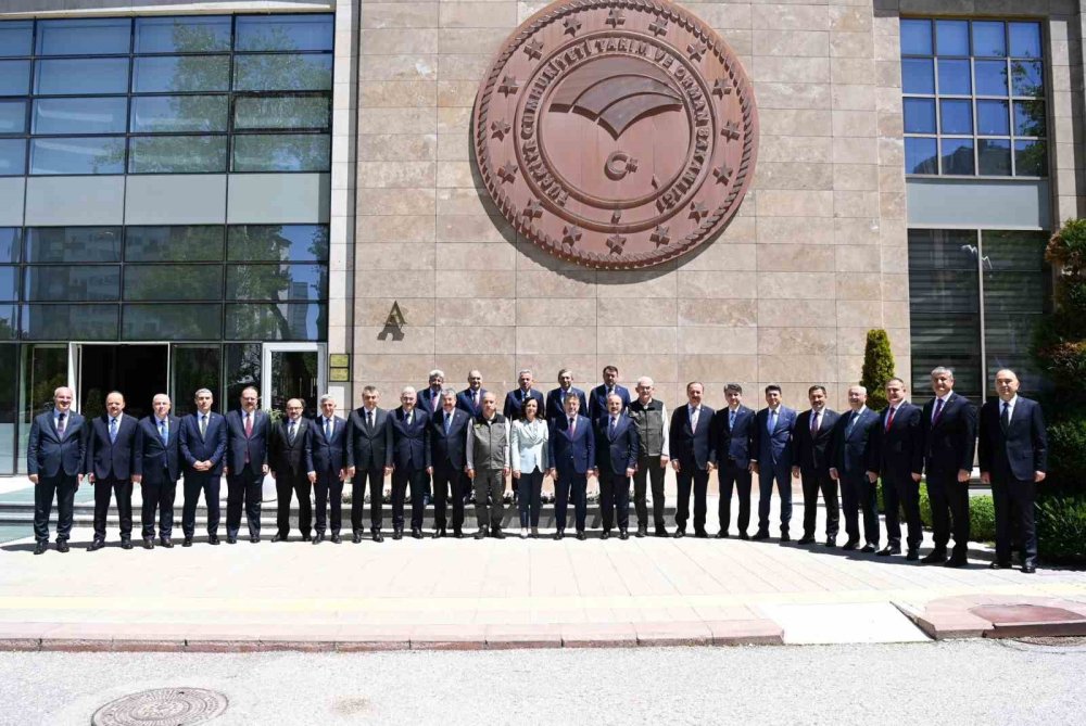 Vali Aygöl, Orman Yangınları Hazırlık Ve Koordinasyon Toplantısı’na Katıldı