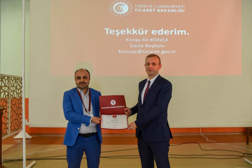 bseude-ihracat-akademisi-semineri3.jpg