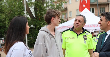 emniyet-kemeri-simulasyonu-yogun-ilgi-gordu-4.png