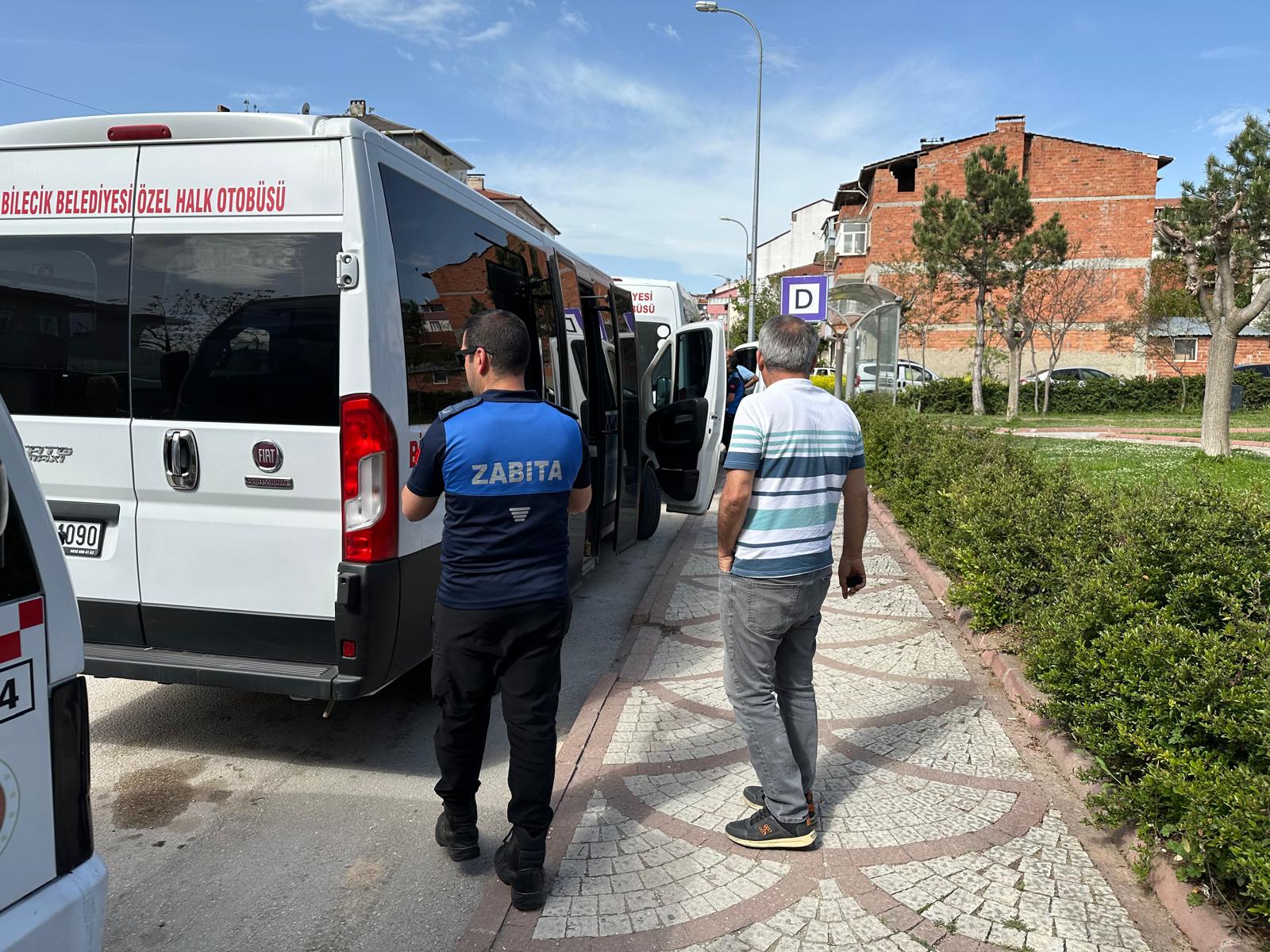 halk-otobuslerine-zabita-denetimi-ruhsat-temizlik-ve-bilgilendirme-kontrol-edildi-2.jpg