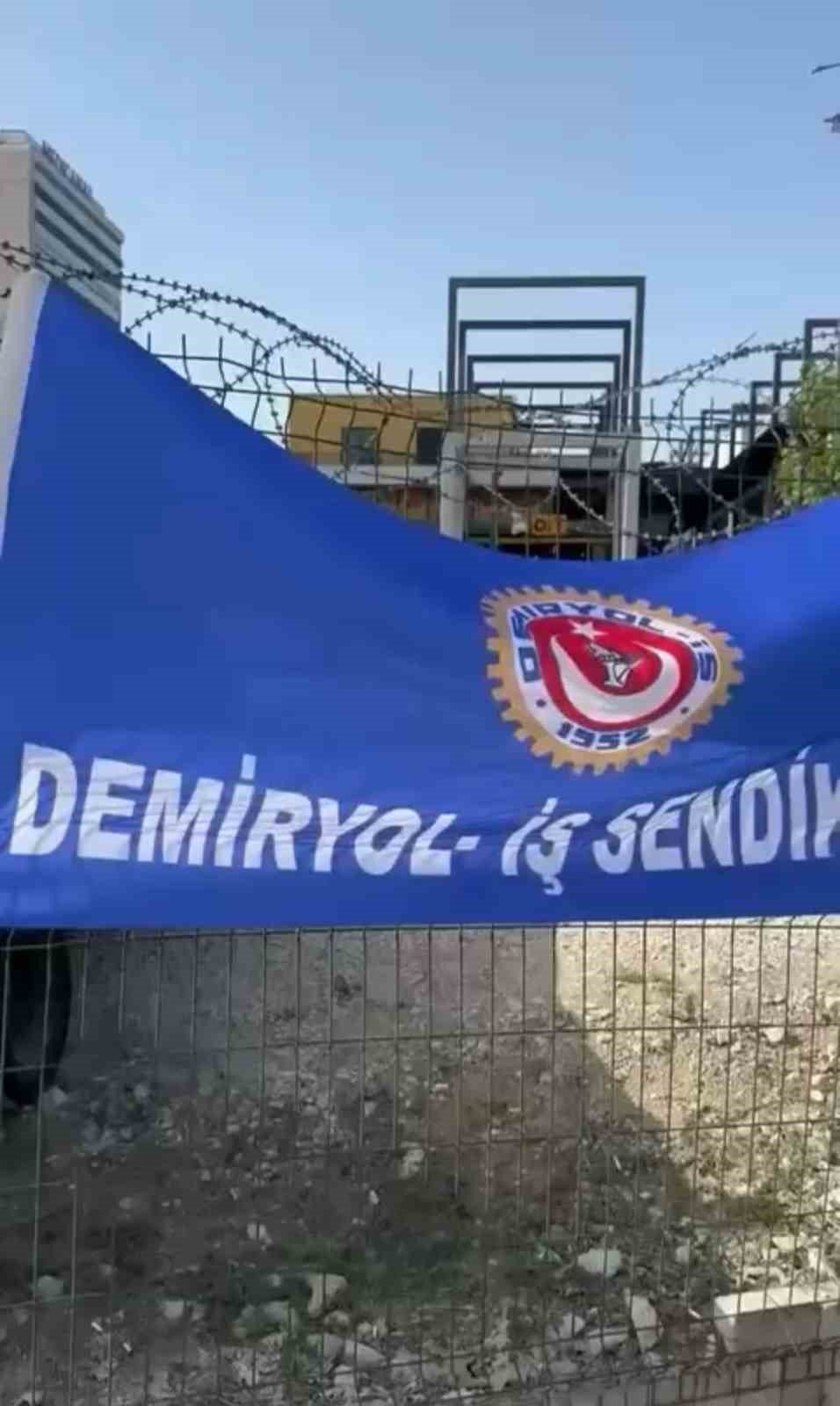 Toplu Taşıma 20 Mayıs’ta Duruyor