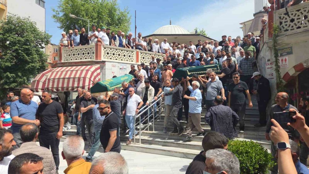 Büyük Acı...Yan Yana 3 Cenaze
