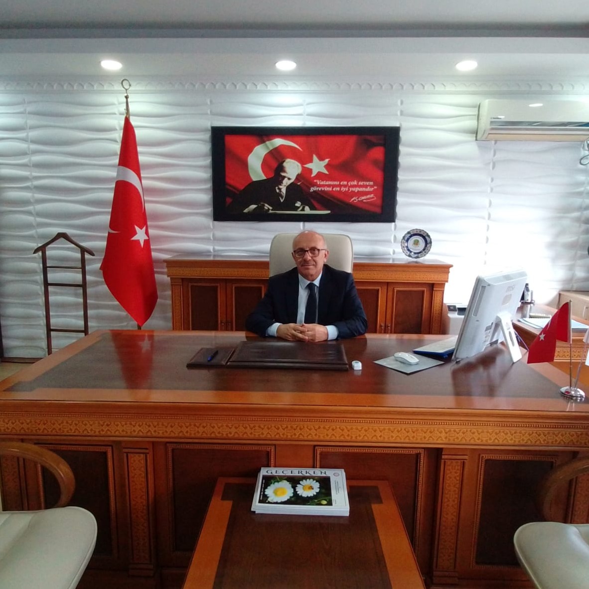 mudur-demir.jpg