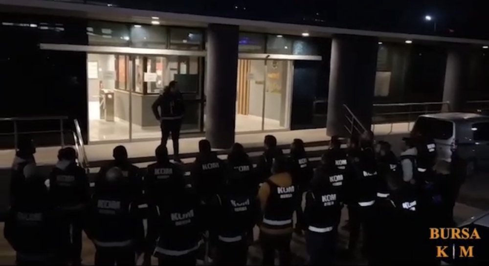 Sosyal Medya Hesaplarından Kredi Vaadiyle 2 Milyar Lira Vurgun Yaptılar