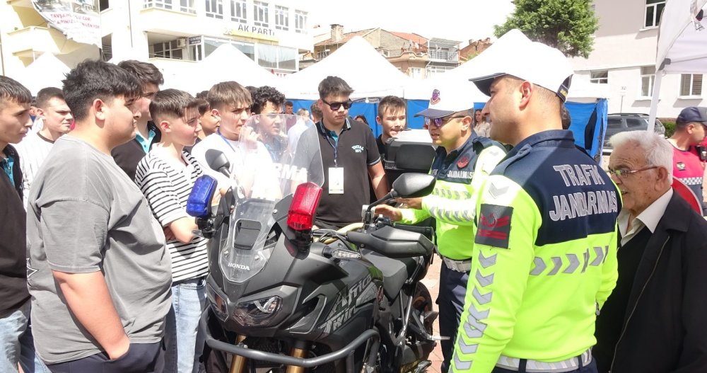 Trafik Haftası Renkli Etkinliklerle Kutlandı