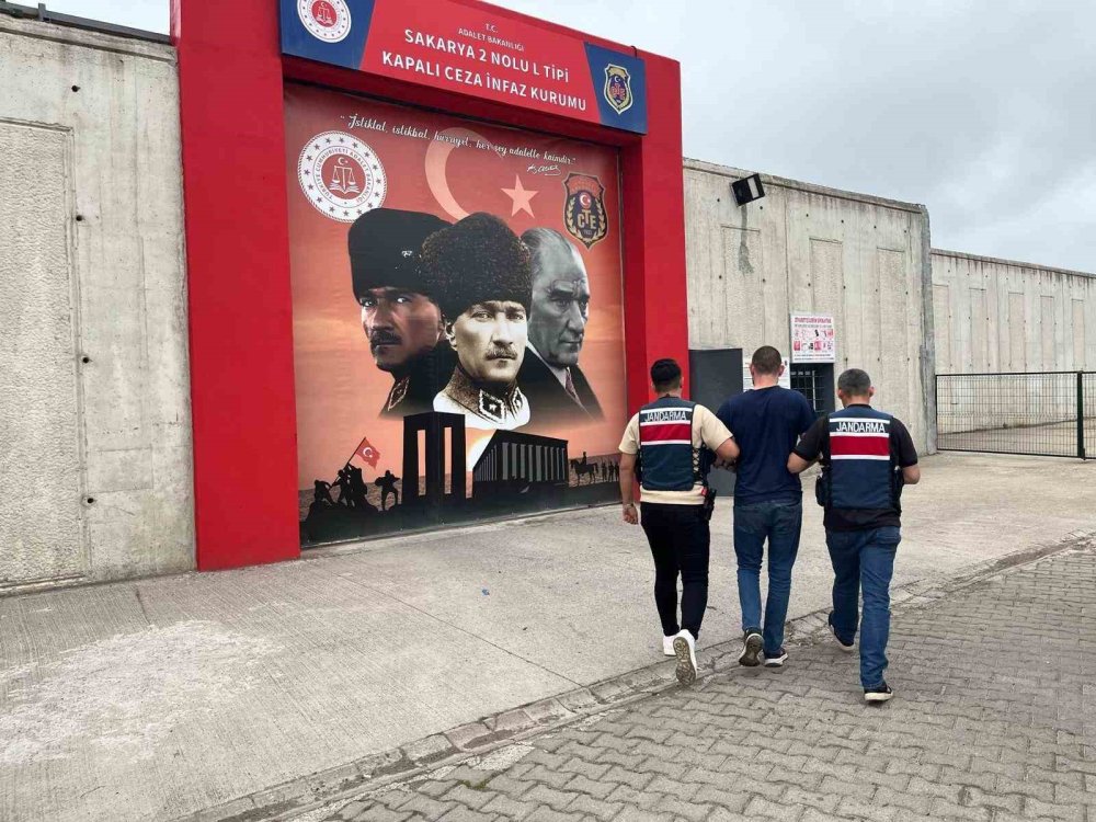 19 Yıl 4 Ay Hapis Cezası Bulunan Firari Yakalandı