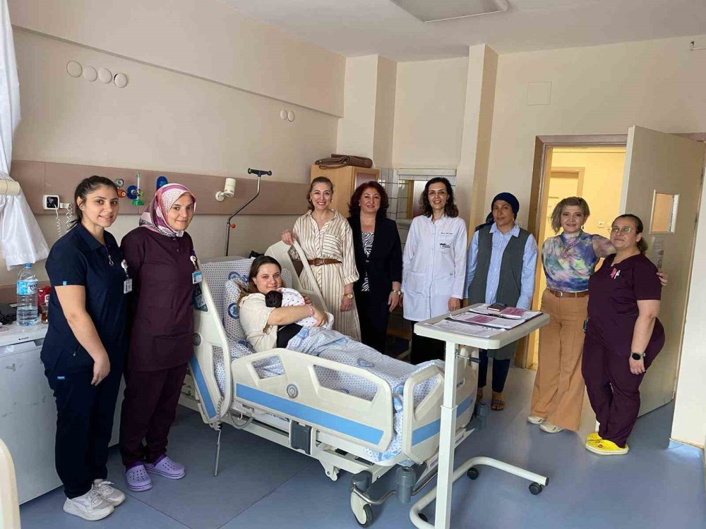 Anneler Günü Kutlandı
