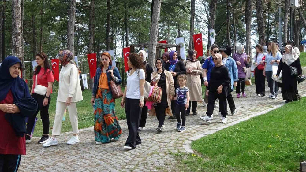 Girişimci İş Kadınlarından Anlamlı Anneler Günü Programı