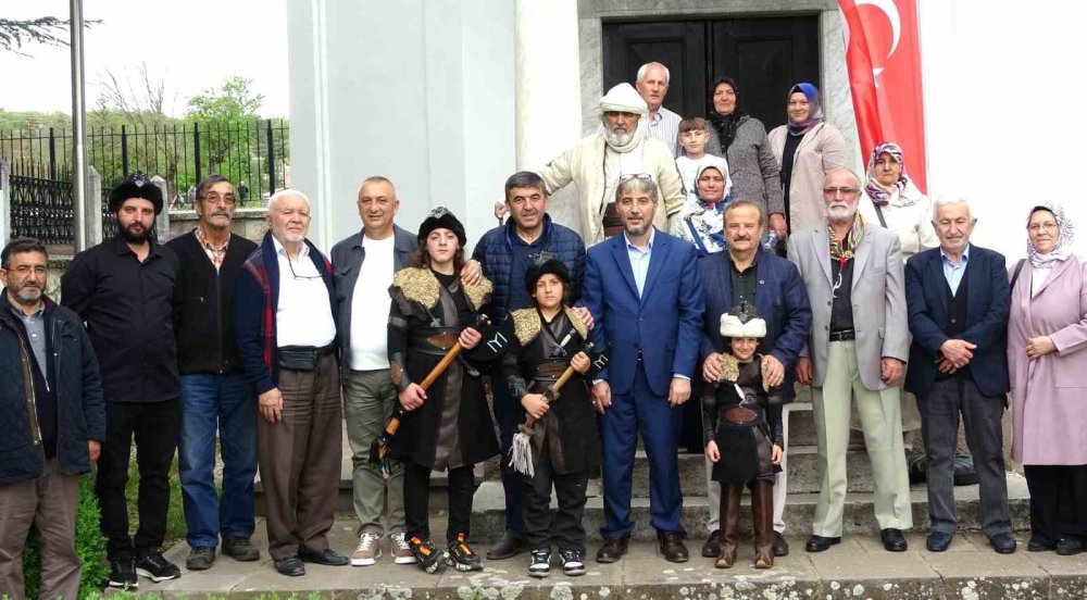 Hayme Ana, Kabri Başında Anıldı