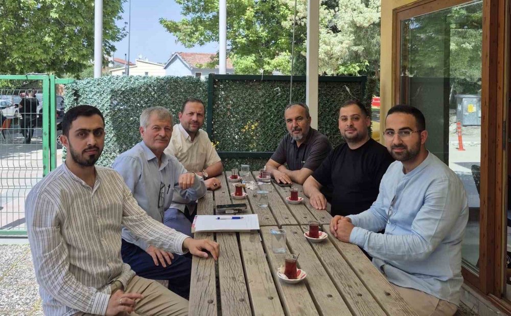 O Mahallede Cenazelerde Yemek İkramı Kaldırıldı