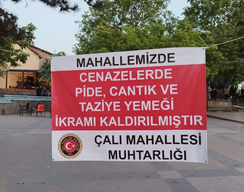 O Mahallede Cenazelerde Yemek İkramı Kaldırıldı