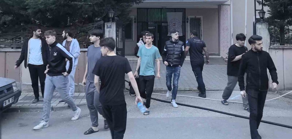 Öğrenci Yurdunda Yangın