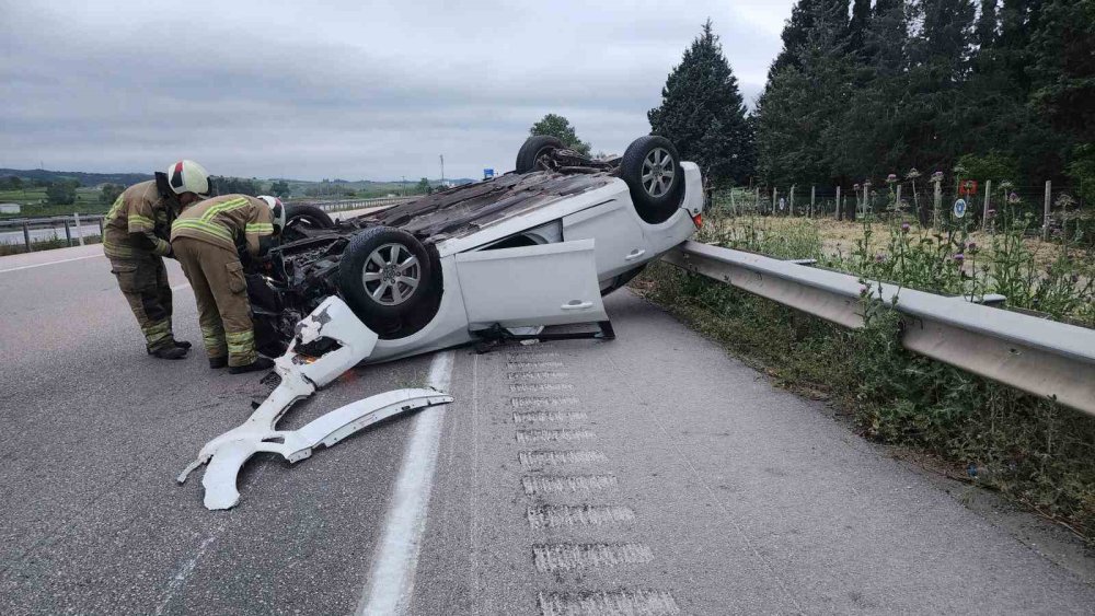 Trafik Kazası: 3 Yaralı