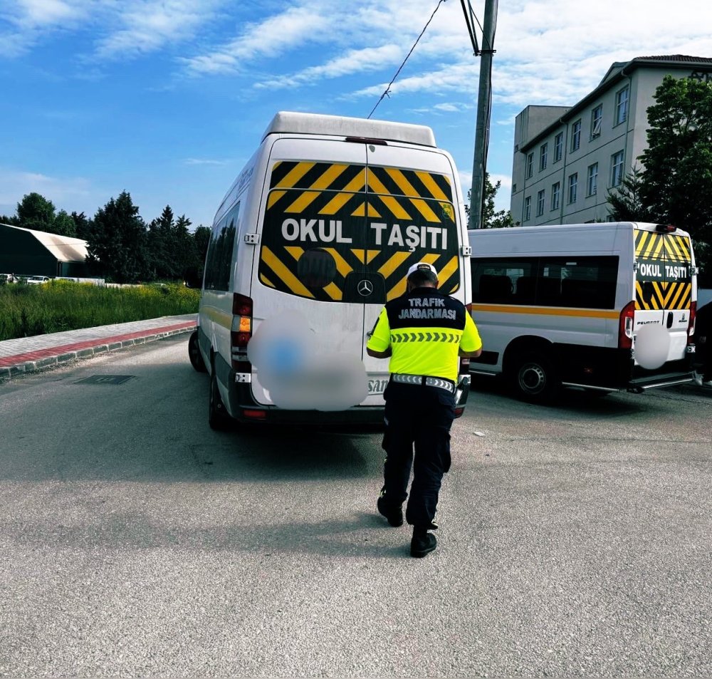 Okul Çevresindeki Şüphelilere Geçit Yok!