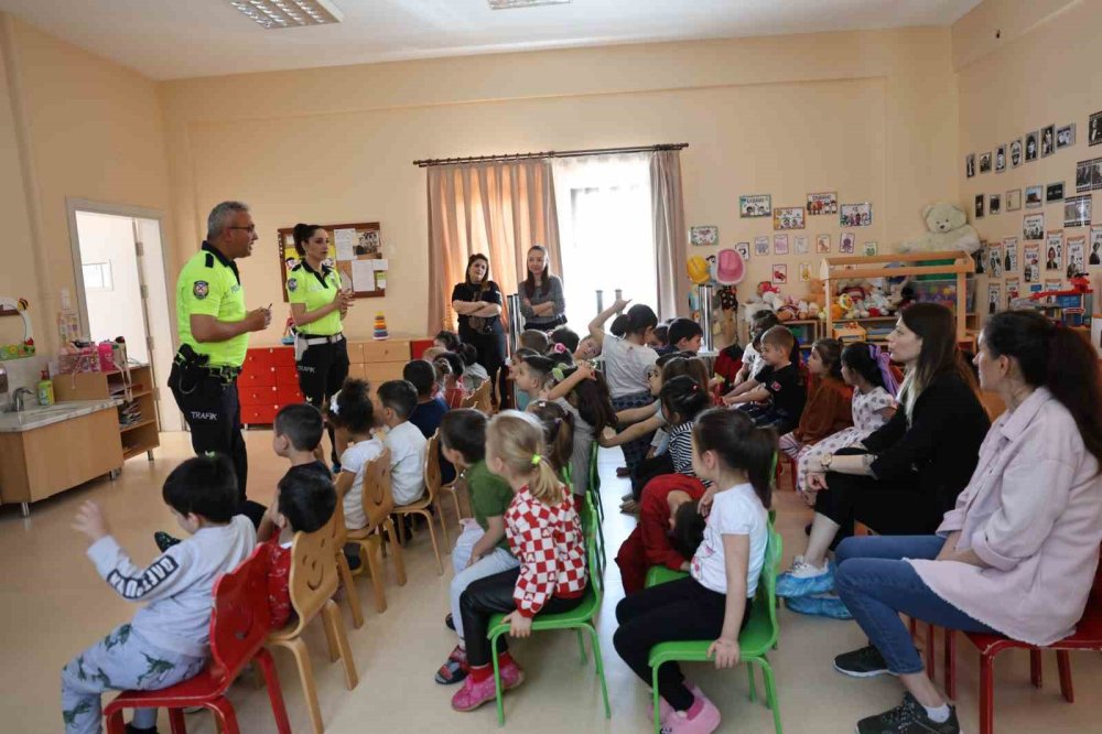 Çocuk Evi’nin Minikleri Trafik Dedektifi Oldu