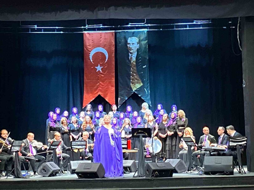 Otizm Anneler Korosu’ndan Muhteşem Konser