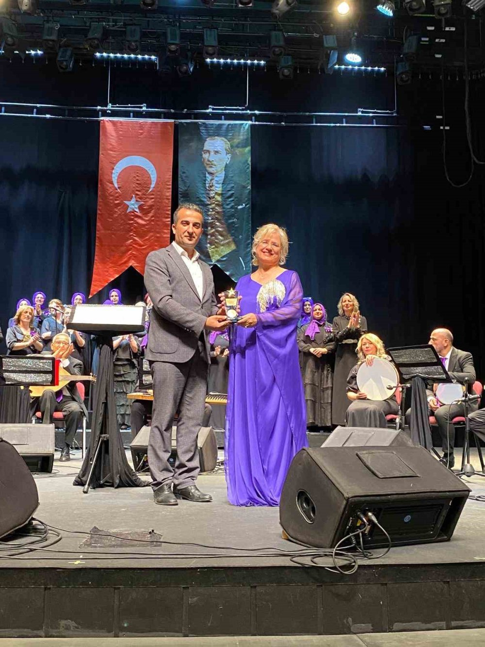 Otizm Anneler Korosu’ndan Muhteşem Konser