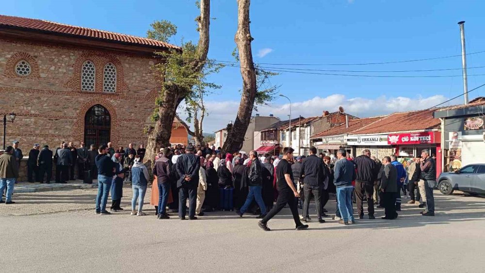 Hacı Adayları Kutsal Yolculuğa Çıktı