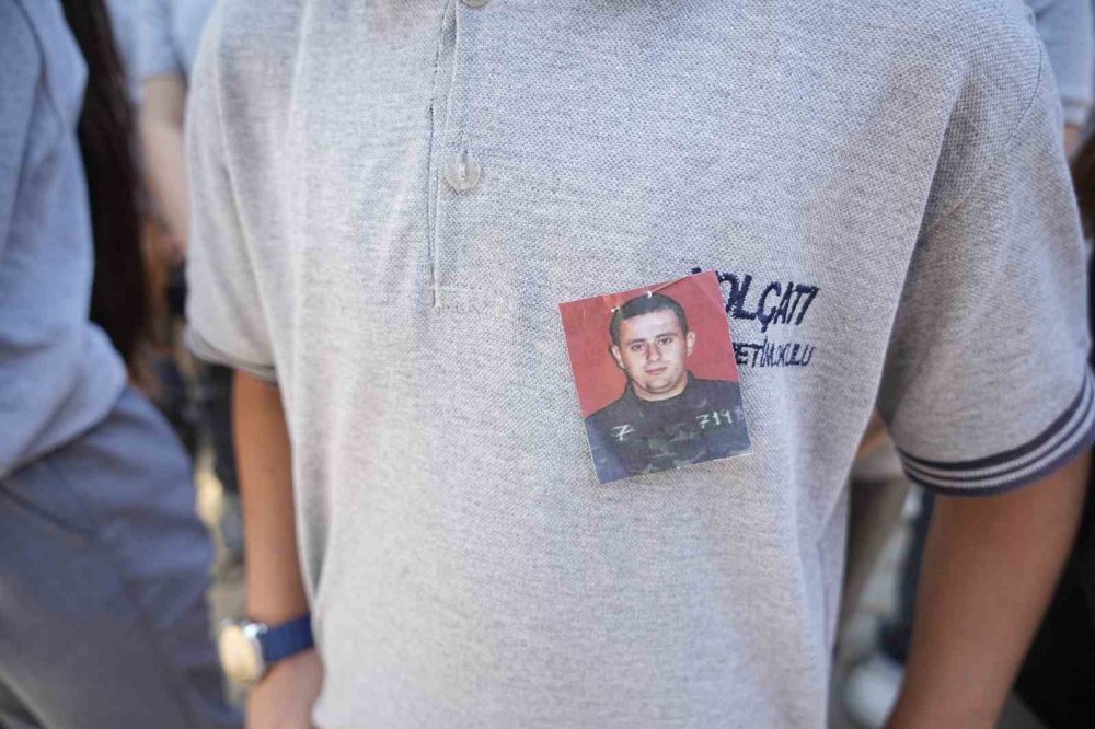 Şehidinin Adının Verildiği Okul Öğrencilerinden Şehide Vefa