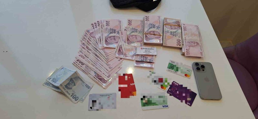 Dolandırıcı Şebekesi Çökertildi!