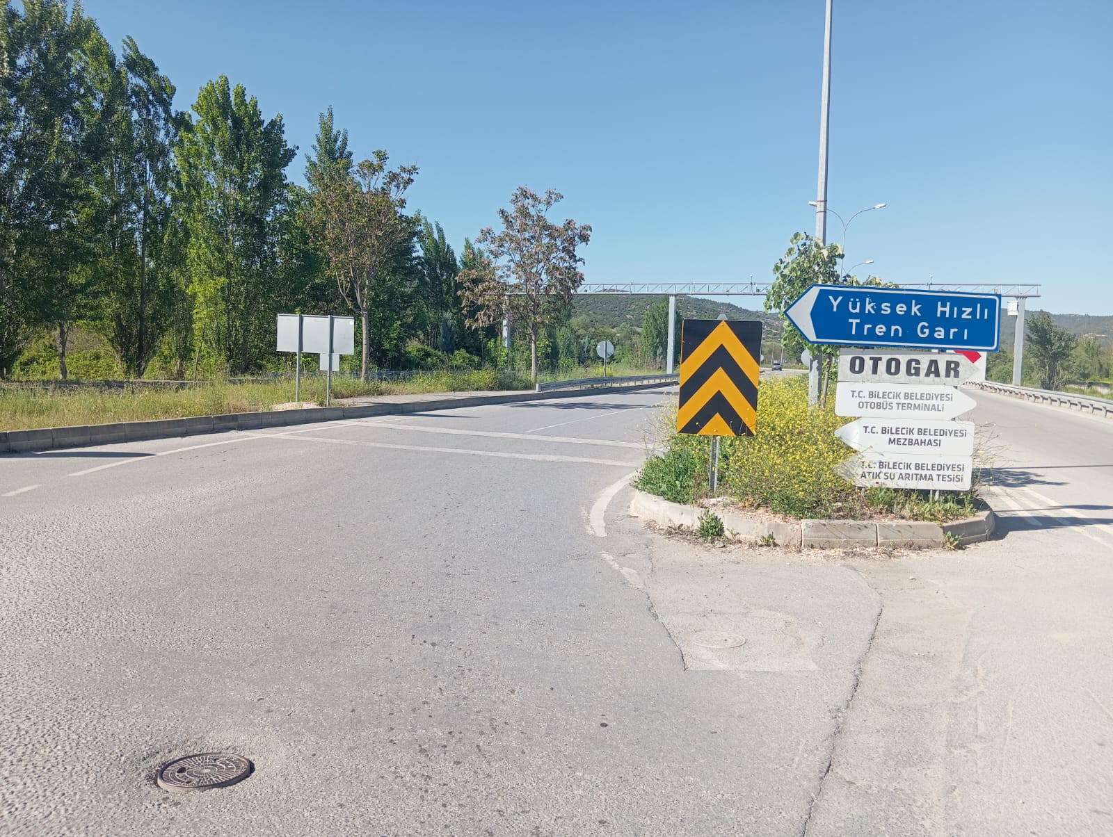 orta-refujde-buyuyen-otlar-kazaya-davetiye-cikariyo1.jpg