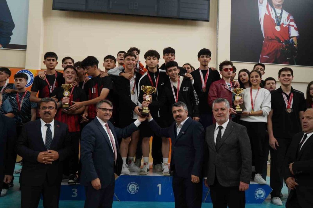 4 Bin 50 Öğrenci Sporla Buluştu