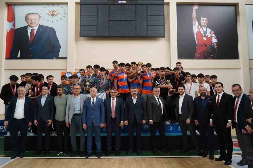4 Bin 50 Öğrenci Sporla Buluştu
