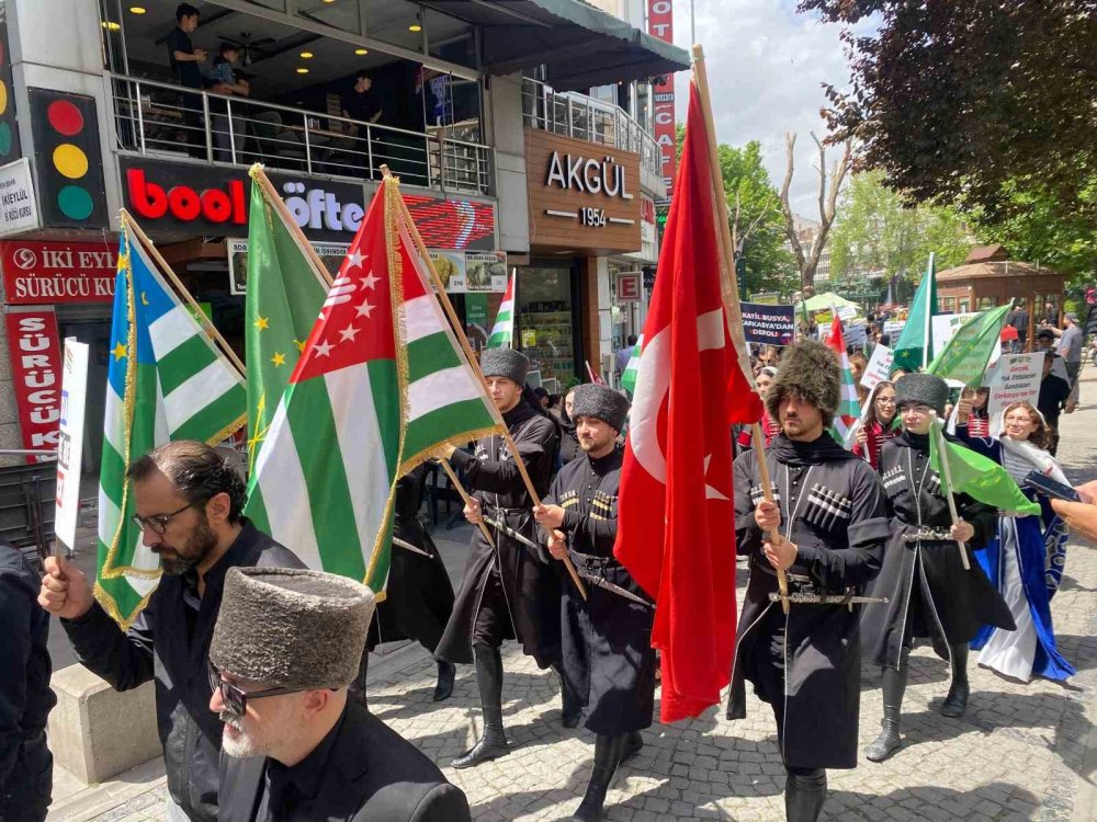 Çerkes Soykırımı’nın Yıl Dönümünde Anlamlı Yürüyüş