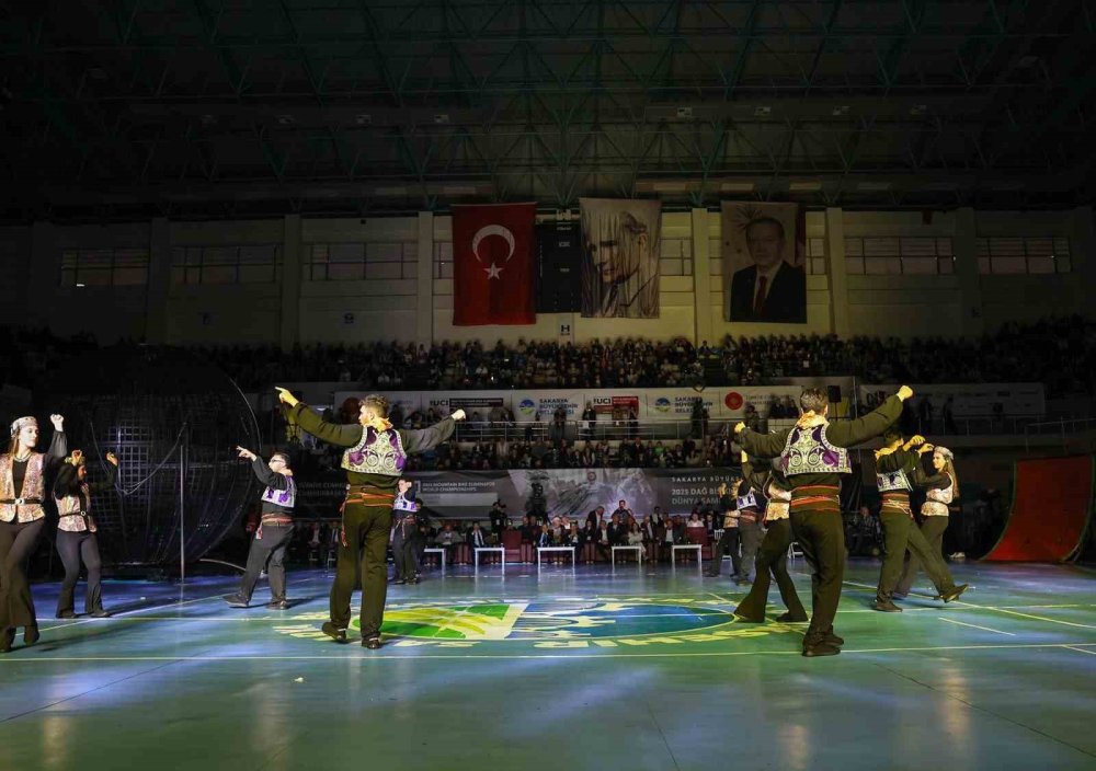 Gösteriler Nefes Kesti