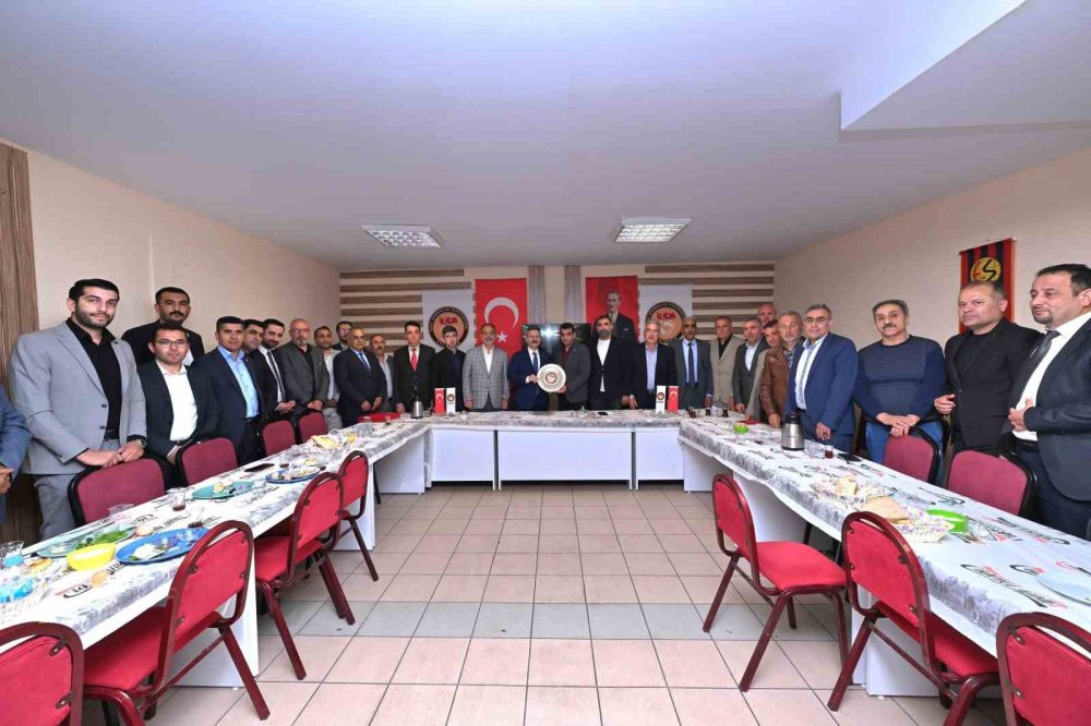 Vali Aksoy'dan Dost Dernekler Federasyonu’na Ziyaret