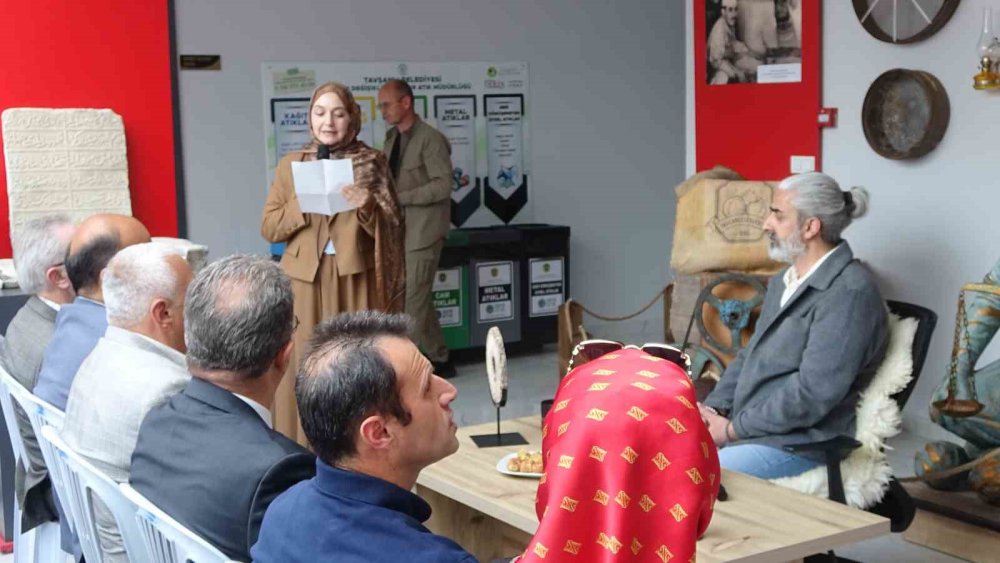 Yönetmen Ahmet Uluçay Anıldı