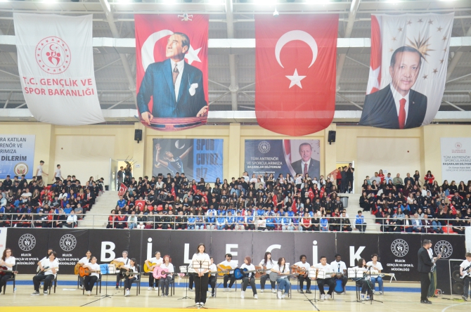 19-mayis-coskuyla-kutlandi3.jpg