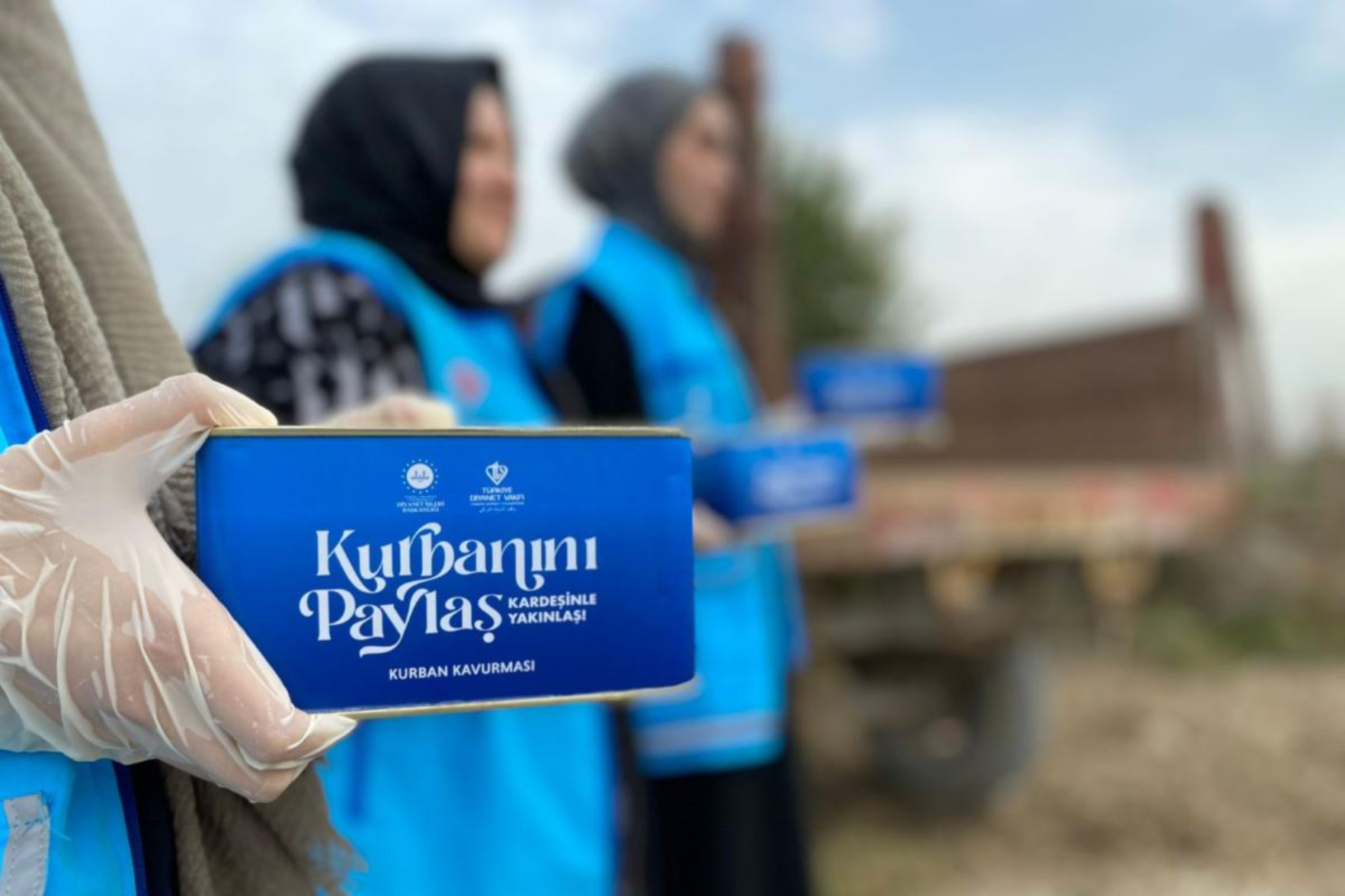 kurbanini-paylas-kardesinle-yakinlas3.jpg