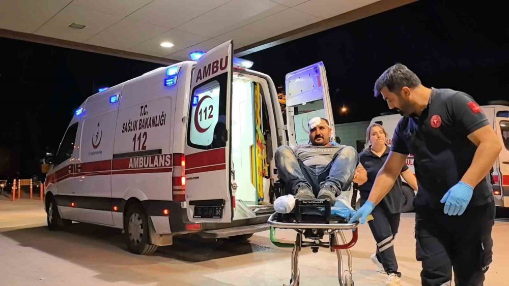 Çocukların Kavgasına Aileler De Karıştı 2 Kişi Yaralandı