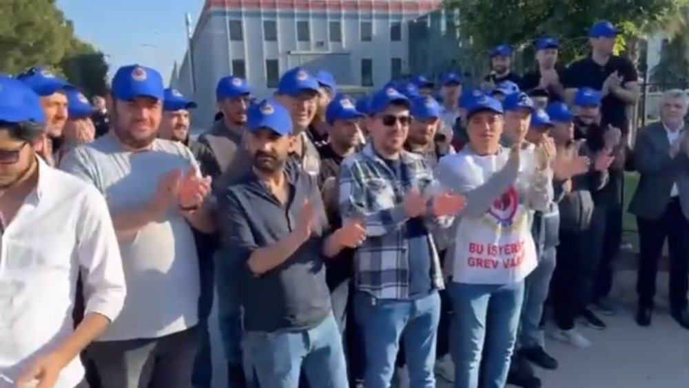 İşçiler Maaş Ve Yan Haklarda Anlaşamayınca O Fabrikada Üretim Durdu
