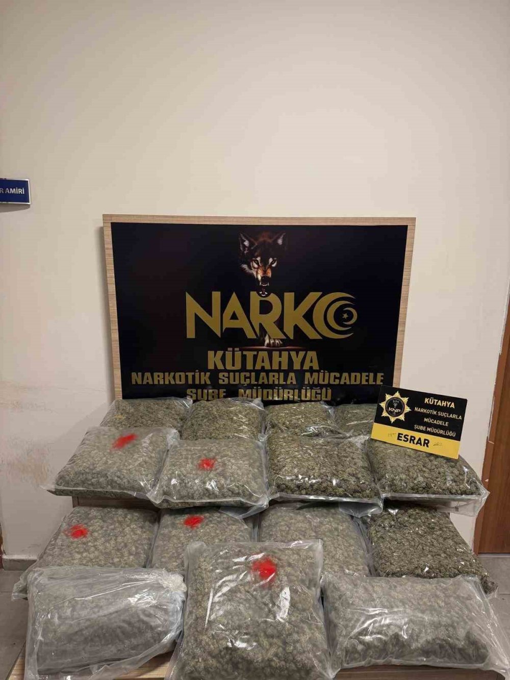 Uyuşturucu Operasyonunda 15 Kilo 840 Gram Esrar Ele Geçirildi