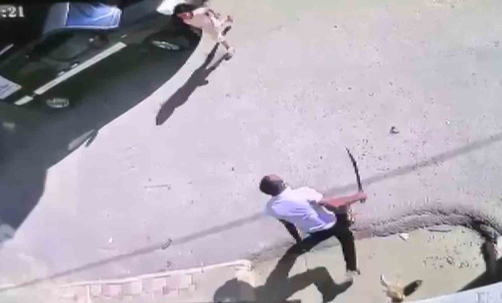 Çöp Yüzünden 3 Kişi Hastanelik Oldu