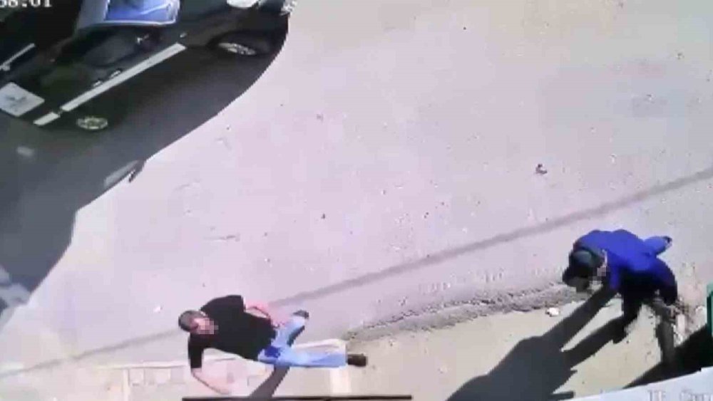 Çöp Yüzünden 3 Kişi Hastanelik Oldu
