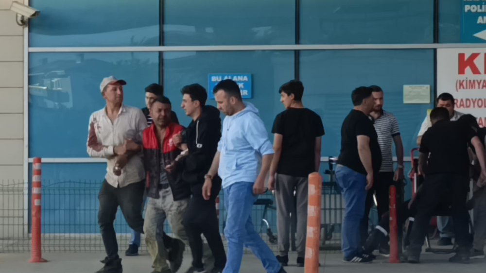 Traktörün Altında Kalan 7 Yaşındaki Çocuk Hayatını Kaybetti