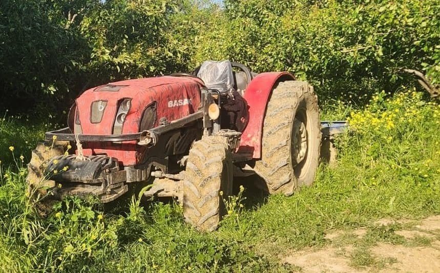 Traktörün Altında Kalan 7 Yaşındaki Çocuk Hayatını Kaybetti