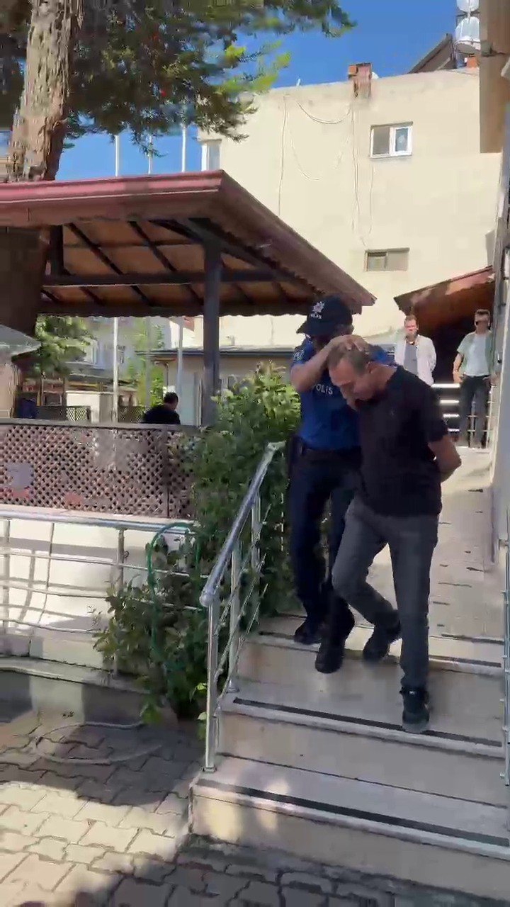 10 Yıl Hapis Cezasıyla Aranan Şüpheli Kovalamaca Sonucu Yakalandı