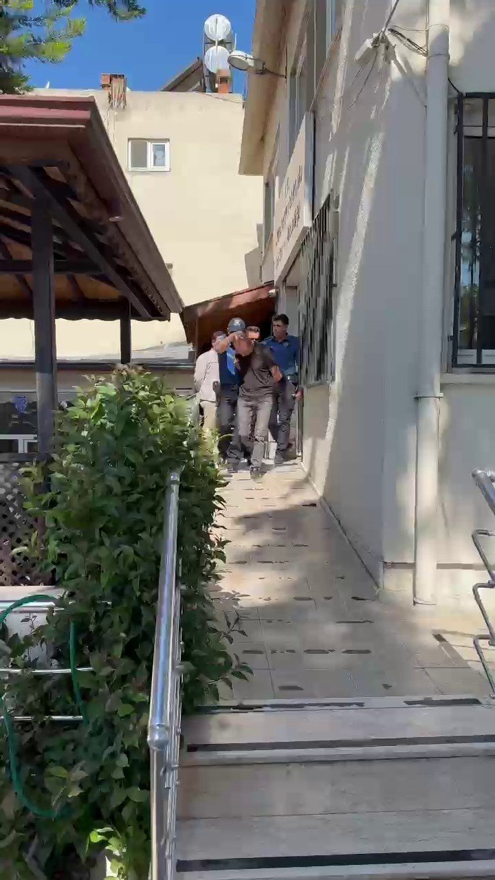 10 Yıl Hapis Cezasıyla Aranan Şüpheli Kovalamaca Sonucu Yakalandı