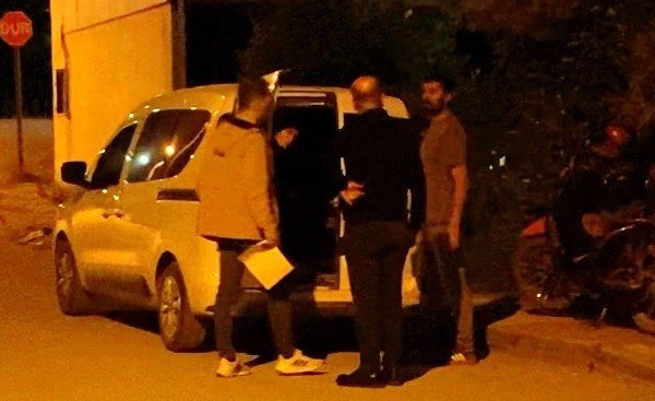 Parkta İki Kişiyi Bıçaklayan Şüpheli Tutuklandı