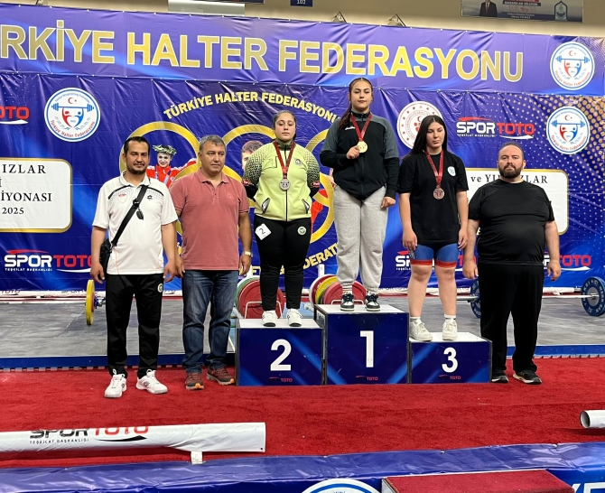 belgin-gokce-araz-yine-zirvede1.jpg