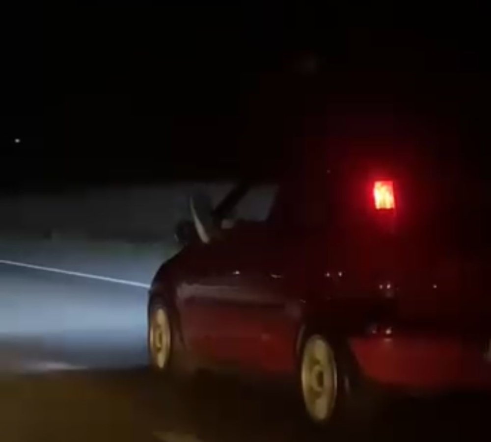 Bir Ayağı Camda Bir Ayağı Gazda Yolculuk Yaptı