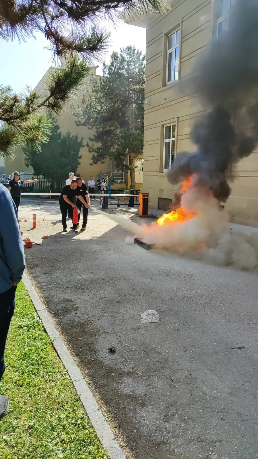 Valilik Personeline Yangın Farkındalık Eğitimi Verildi